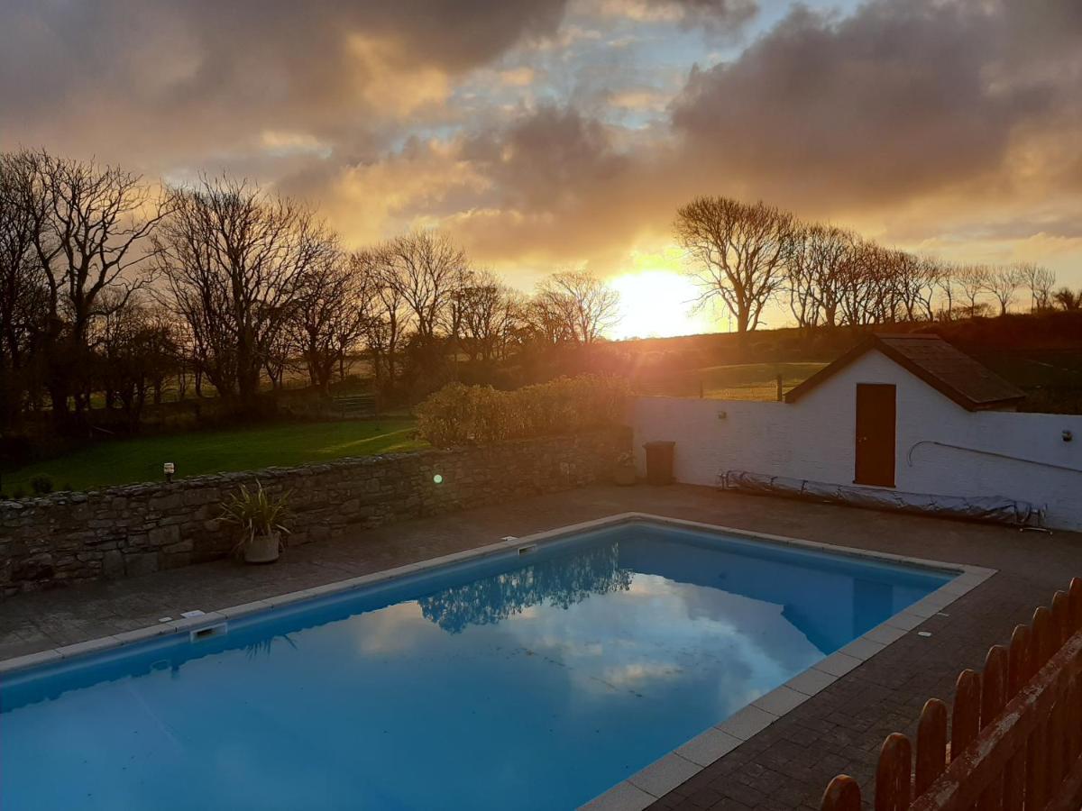 Trenewydd Farm Holiday Cottages Cardigan Exterior foto